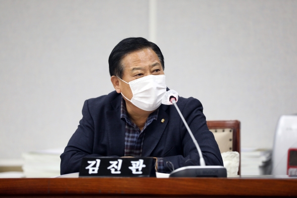 수원시 재난지원금 사업자에게도 지원할 수 있도록 개정 나서