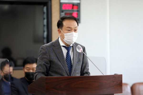 수원시의회 조문경 의원 대표 발의 모습