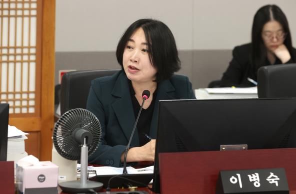 경기도의회 이병숙 의원, 종합감사에서 “노동약자 보호 통해 지역경제 진흥시켜야”