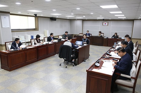 수원시의회 문화복지위, 조례안 등 안건심사 의결