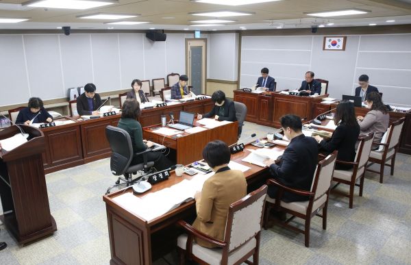 수원시의회 기획경제위원회, 소관부서 2020년 주요업무 추진계획 청취