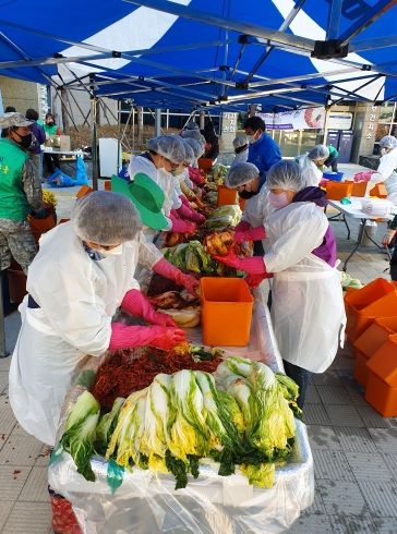 고촌읍, ‘사랑의 김장 나눔 사업’으로 이웃사랑을 실천