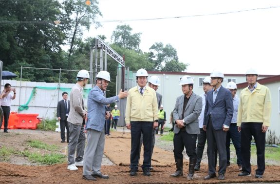 최대호 안양시장, 풍수해 대비 관양고 주변 공사현장 안전 점검
