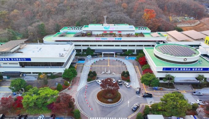 의왕시청 전경 