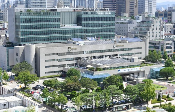 수원시청사 전경