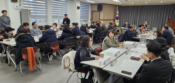 안성시 안성1동 제1기 주민자치회, 본격적인 주민자치 활동 시작