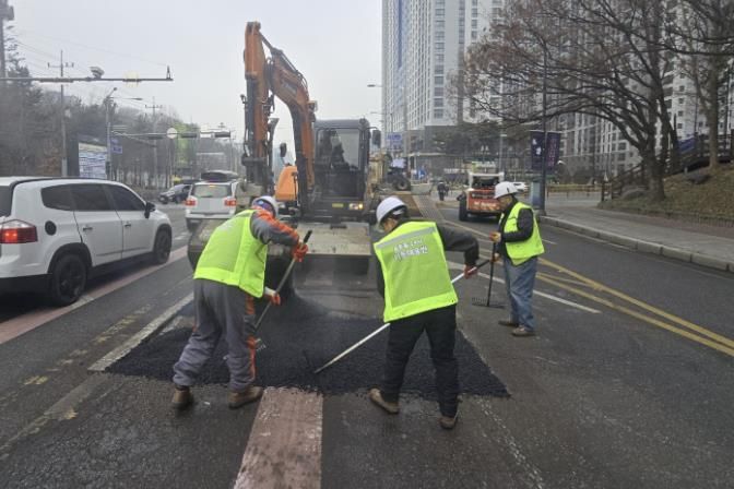 수원시 장안구, 포트홀 보수전담반 3월까지 운영